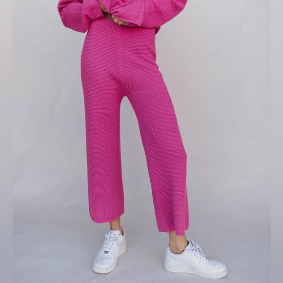 Wishlist Cropped Waffle Pink Pants - Picture 2 of 8
